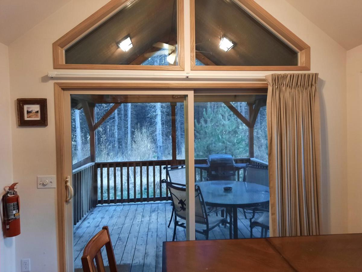 Willamette Pass Inn & Chalets Odell Lake 외부 사진