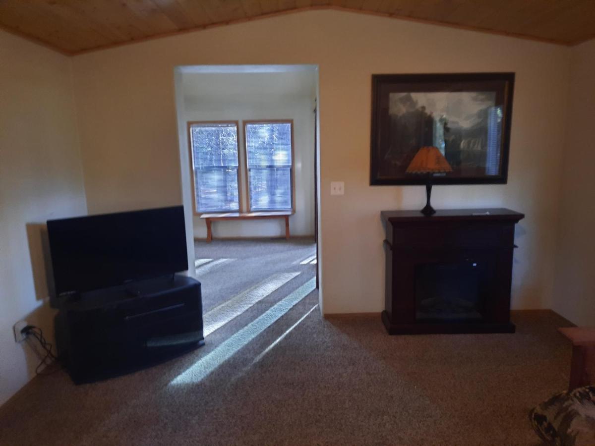 Willamette Pass Inn & Chalets Odell Lake 외부 사진