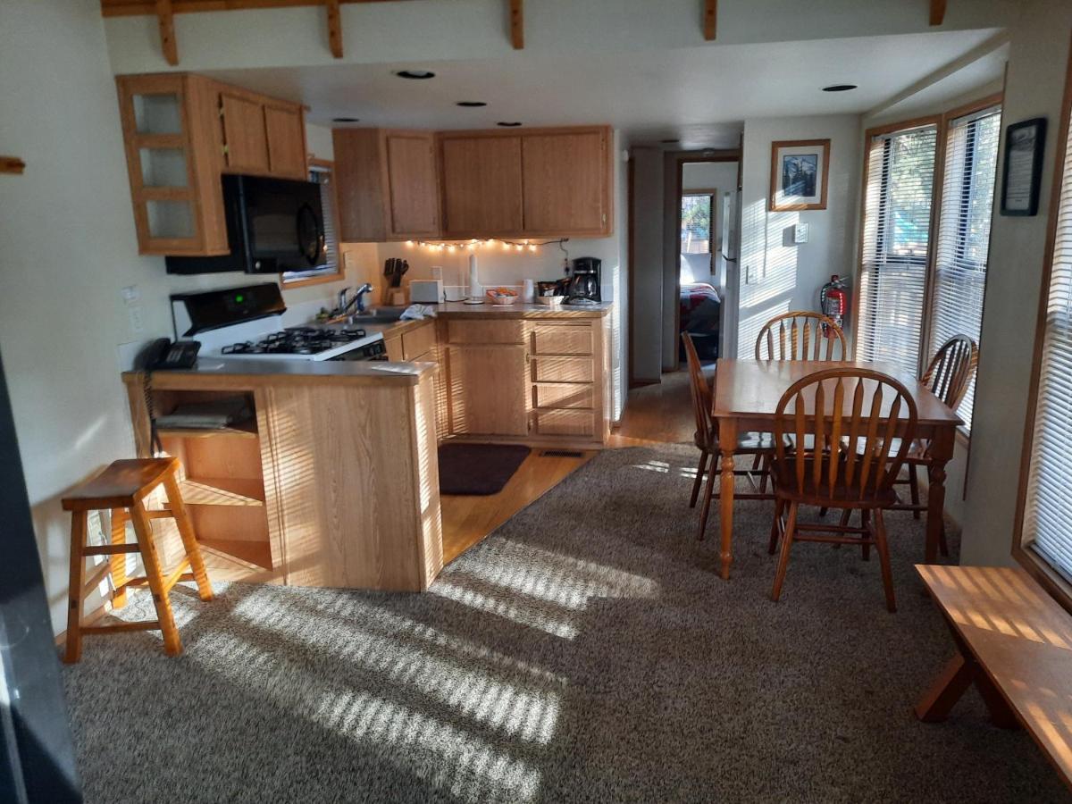 Willamette Pass Inn & Chalets Odell Lake 외부 사진